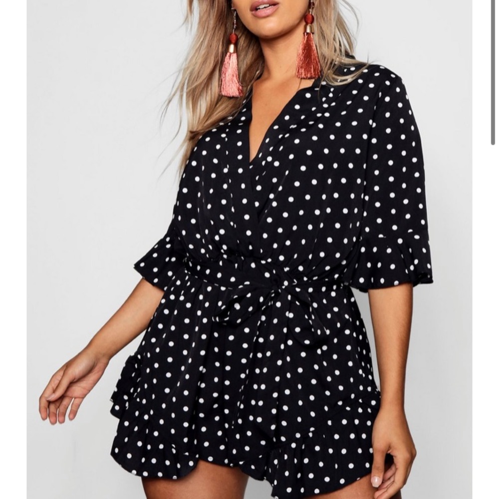 Boohoo plus Isabella sporty wrap play suit